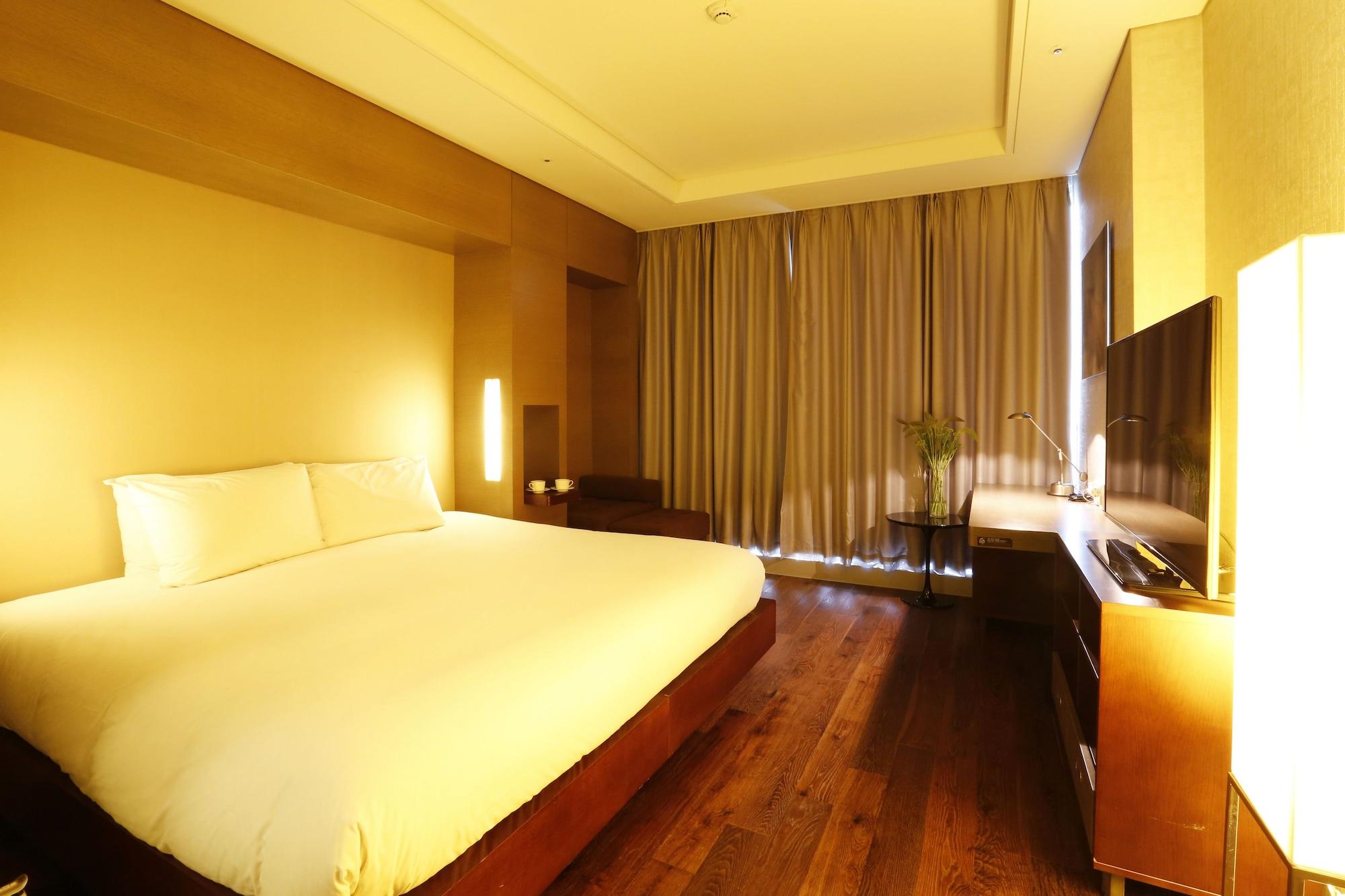 Grand Mercure Ambassador Changwon Esterno foto