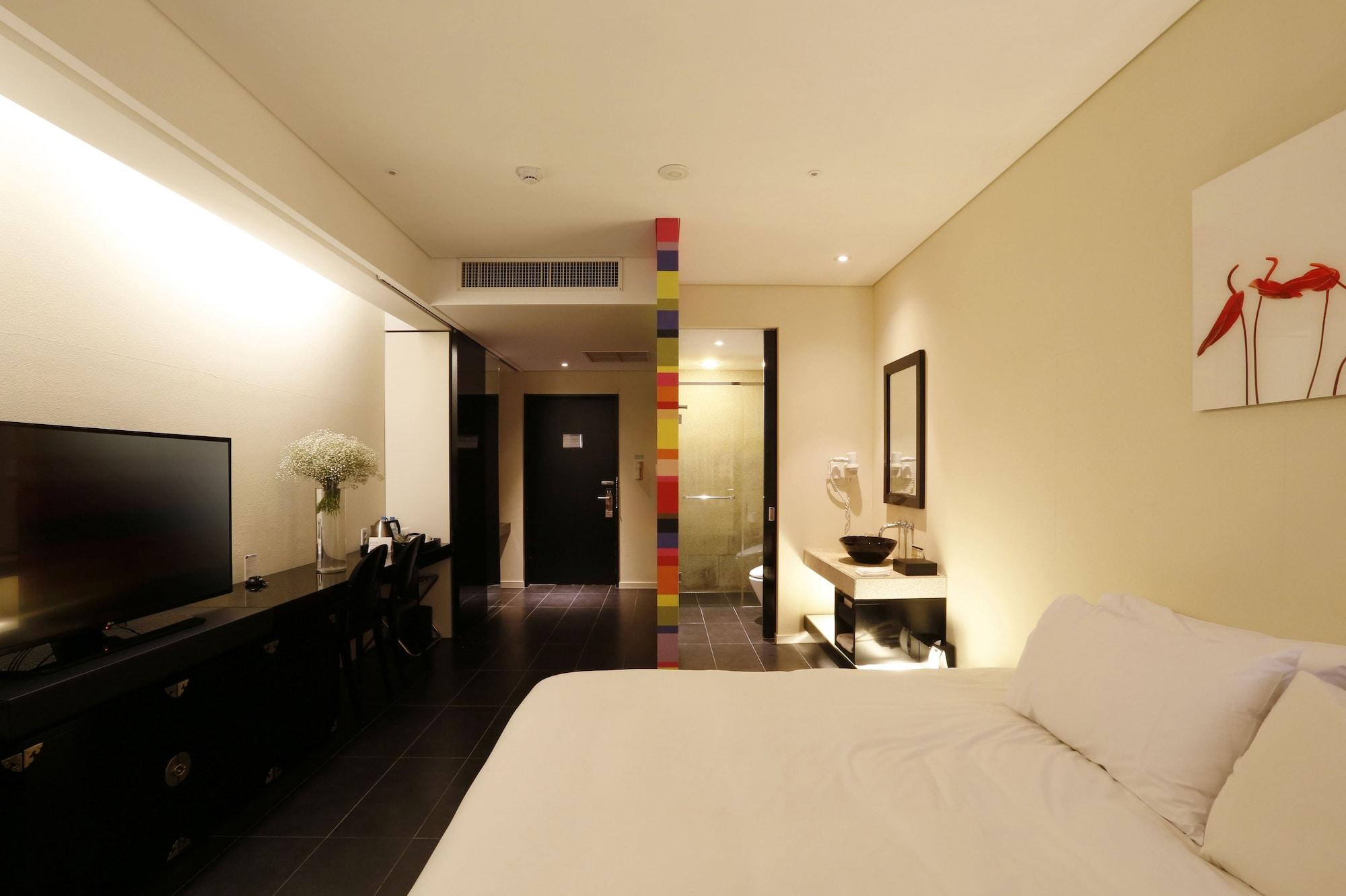 Grand Mercure Ambassador Changwon Esterno foto