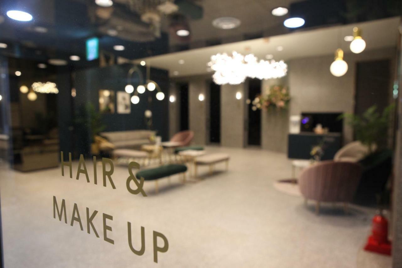 Grand Mercure Ambassador Changwon Esterno foto